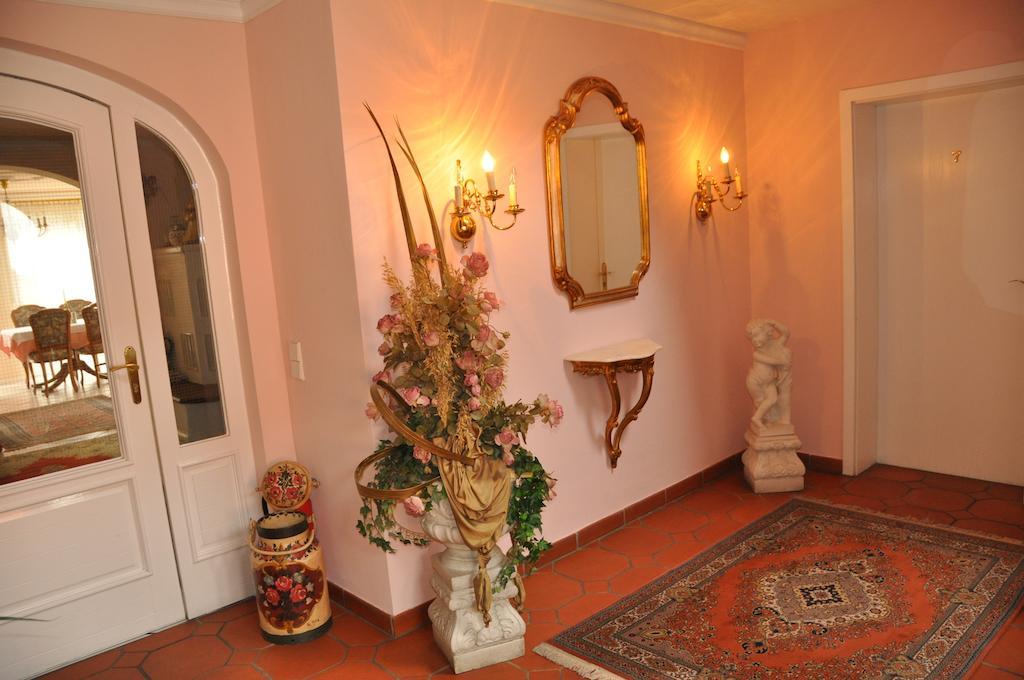 Gaestehaus Ullmannshof Kirchheim am Neckar エクステリア 写真